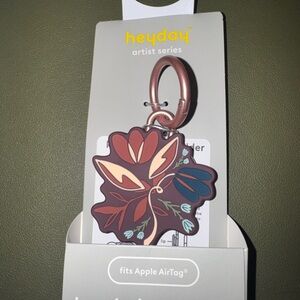 Heyday Silver Earbuds